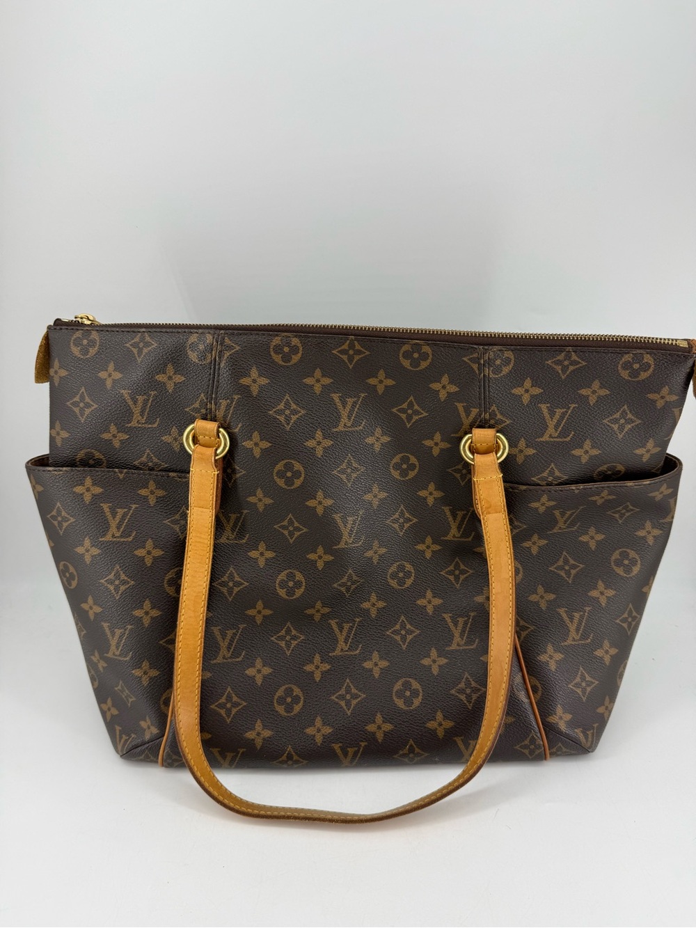 Louis Vuitton Totally Monogram Canvas Shoulder Tote - Picture 3 of 13